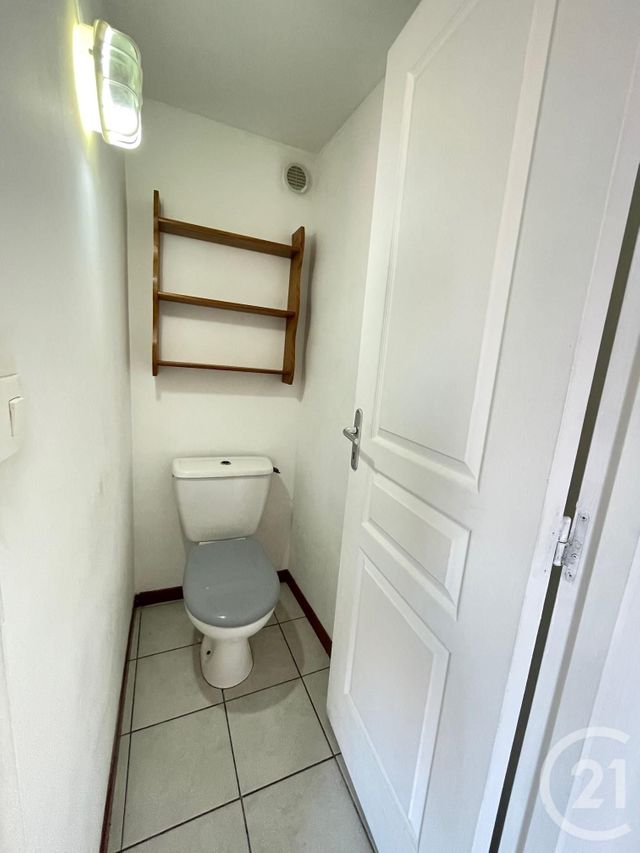 Appartement F1 bis à louer - 2 pièces - 31.55 m2 - LUNEL - 34 - LANGUEDOC-ROUSSILLON - Century 21 Pays De Lunel