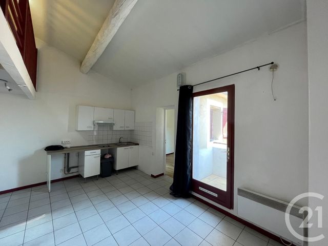Appartement F1 bis à louer - 2 pièces - 31.55 m2 - LUNEL - 34 - LANGUEDOC-ROUSSILLON - Century 21 Pays De Lunel