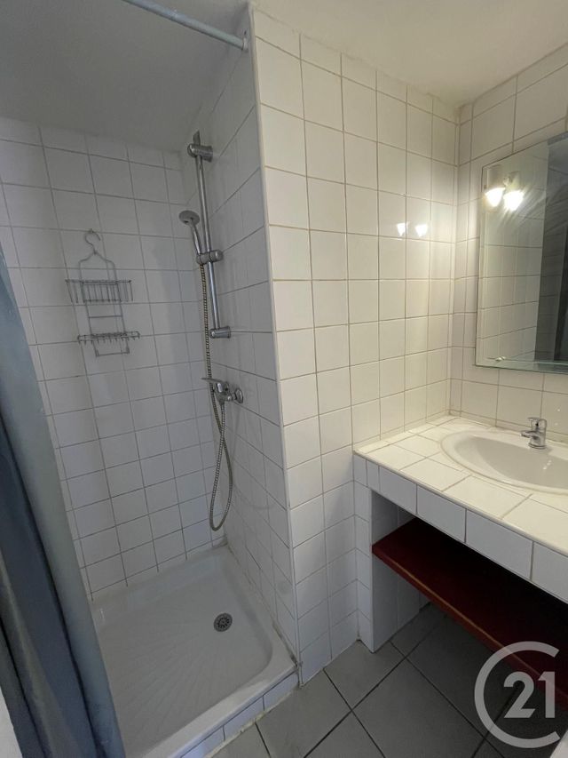 Appartement F1 bis à louer - 2 pièces - 31.55 m2 - LUNEL - 34 - LANGUEDOC-ROUSSILLON - Century 21 Pays De Lunel