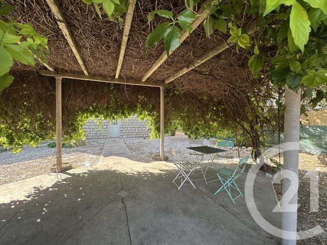 maison à louer - 4 pièces - 86.27 m2 - LUNEL - 34 - LANGUEDOC-ROUSSILLON - Century 21 Pays De Lunel