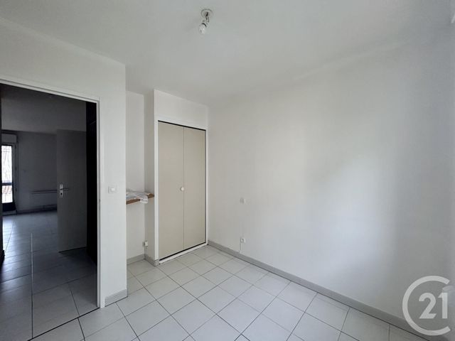 Appartement T1 à louer - 2 pièces - 36.93 m2 - LUNEL - 34 - LANGUEDOC-ROUSSILLON - Century 21 Pays De Lunel