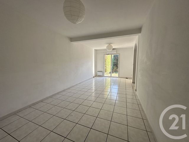 maison à louer - 4 pièces - 82.97 m2 - LUNEL - 34 - LANGUEDOC-ROUSSILLON - Century 21 Pays De Lunel