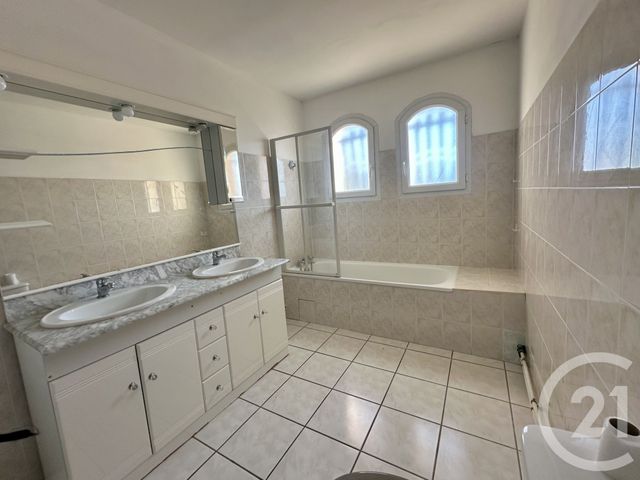 maison à louer - 4 pièces - 82.97 m2 - LUNEL - 34 - LANGUEDOC-ROUSSILLON - Century 21 Pays De Lunel