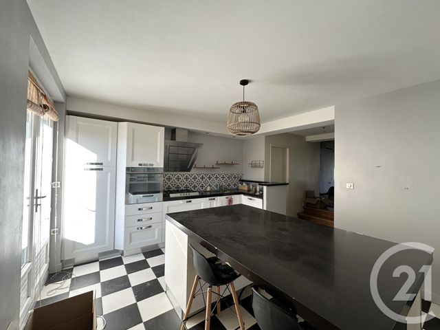 maison à louer - 4 pièces - 145.04 m2 - LANSARGUES - 34 - LANGUEDOC-ROUSSILLON - Century 21 Pays De Lunel