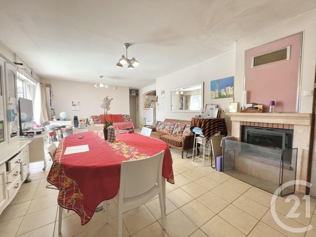 maison à vendre - 8 pièces - 134.59 m2 - LUNEL - 34 - LANGUEDOC-ROUSSILLON - Century 21 Pays De Lunel