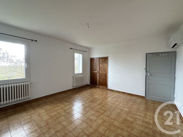 maison à louer - 4 pièces - 138.46 m2 - VAUVERT - 30 - LANGUEDOC-ROUSSILLON - Century 21 Pays De Lunel