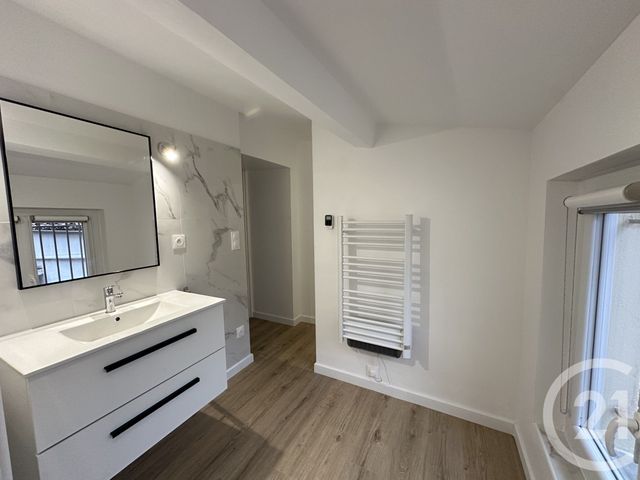 maison à louer - 5 pièces - 109.49 m2 - LUNEL VIEL - 34 - LANGUEDOC-ROUSSILLON - Century 21 Pays De Lunel