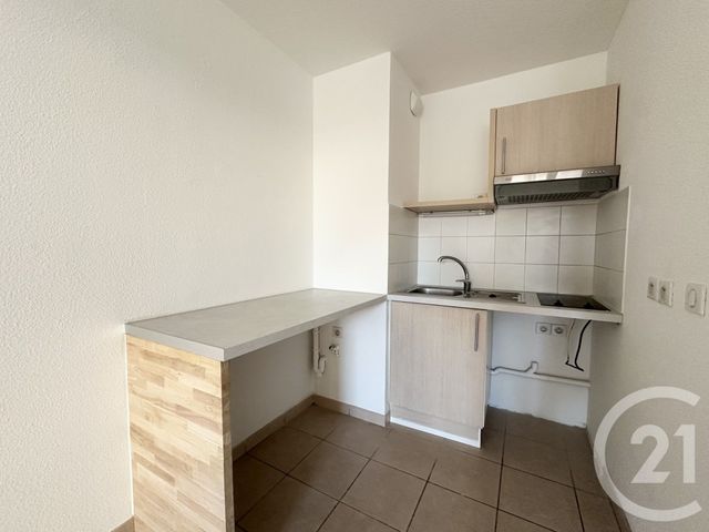 Appartement F2 à louer - 2 pièces - 34.11 m2 - LUNEL - 34 - LANGUEDOC-ROUSSILLON - Century 21 Pays De Lunel