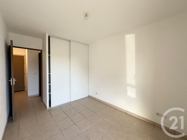 Appartement F2 à louer - 2 pièces - 34.11 m2 - LUNEL - 34 - LANGUEDOC-ROUSSILLON - Century 21 Pays De Lunel