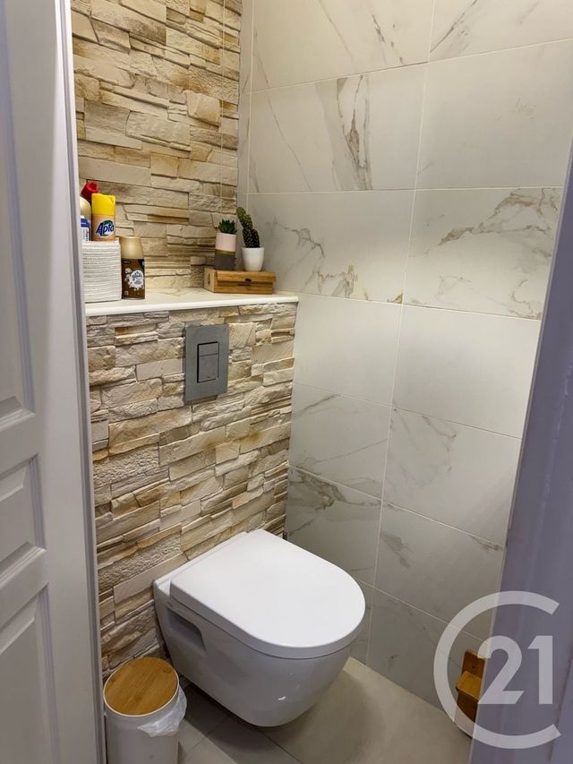 Appartement T3 à vendre - 3 pièces - 68.98 m2 - LUNEL - 34 - LANGUEDOC-ROUSSILLON - Century 21 Pays De Lunel