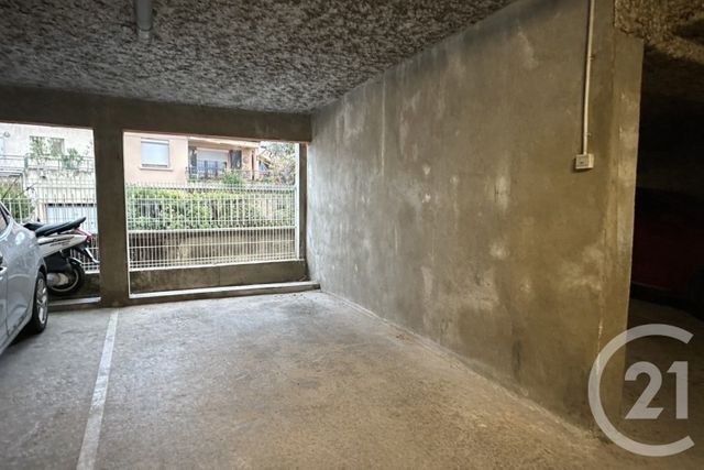 Appartement F2 à louer - 2 pièces - 40.0 m2 - LUNEL - 34 - LANGUEDOC-ROUSSILLON - Century 21 Pays De Lunel