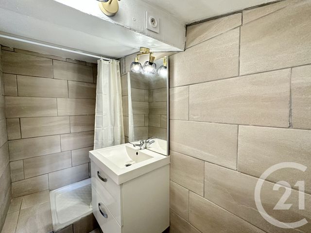 Appartement F2 à louer - 2 pièces - 20.88 m2 - LUNEL - 34 - LANGUEDOC-ROUSSILLON - Century 21 Pays De Lunel