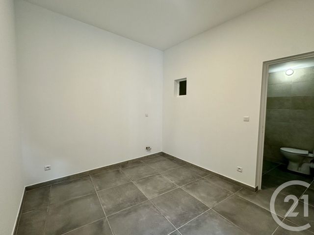 Appartement F2 à louer - 2 pièces - 44.6 m2 - VAUVERT - 30 - LANGUEDOC-ROUSSILLON - Century 21 Pays De Lunel