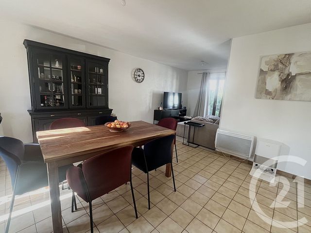 maison à louer - 3 pièces - 73.78 m2 - LUNEL - 34 - LANGUEDOC-ROUSSILLON - Century 21 Pays De Lunel