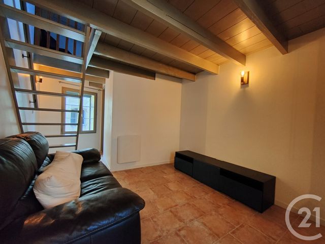 maison à louer - 2 pièces - 37.63 m2 - GALLARGUES LE MONTUEUX - 30 - LANGUEDOC-ROUSSILLON - Century 21 Pays De Lunel