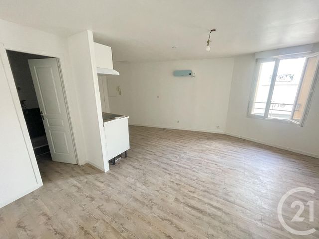 Appartement Studio à vendre - 1 pièce - 25.0 m2 - LUNEL - 34 - LANGUEDOC-ROUSSILLON - Century 21 Pays De Lunel