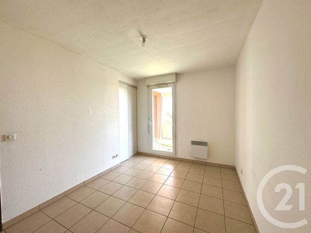 Appartement F2 à louer - 2 pièces - 46.96 m2 - LUNEL - 34 - LANGUEDOC-ROUSSILLON - Century 21 Pays De Lunel
