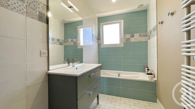 maison à vendre - 5 pièces - 117.4 m2 - AIMARGUES - 30 - LANGUEDOC-ROUSSILLON - Century 21 Pays De Lunel