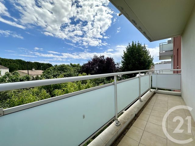 Appartement F3 à louer - 3 pièces - 60.15 m2 - LUNEL - 34 - LANGUEDOC-ROUSSILLON - Century 21 Pays De Lunel