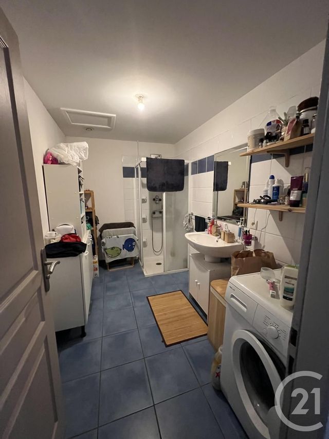 Appartement F3 bis à louer - 3 pièces - 68.78 m2 - LUNEL - 34 - LANGUEDOC-ROUSSILLON - Century 21 Pays De Lunel