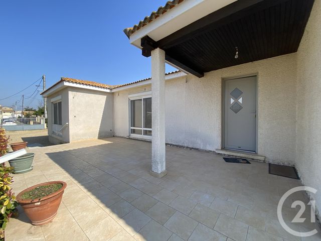 maison à louer - 5 pièces - 137.34 m2 - VAUVERT - 30 - LANGUEDOC-ROUSSILLON - Century 21 Pays De Lunel