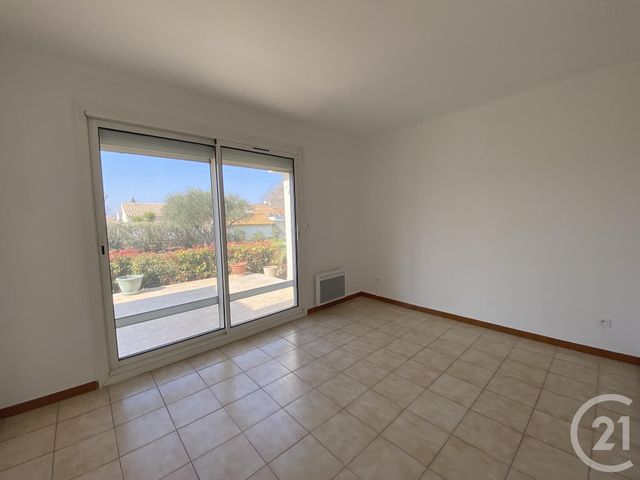 maison à louer - 5 pièces - 137.34 m2 - VAUVERT - 30 - LANGUEDOC-ROUSSILLON - Century 21 Pays De Lunel