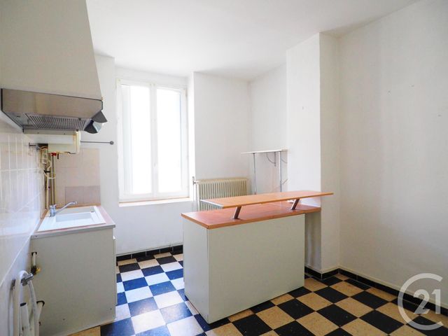 Appartement F5 à louer - 5 pièces - 86.56 m2 - LUNEL - 34 - LANGUEDOC-ROUSSILLON - Century 21 Pays De Lunel