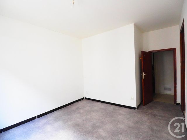 Appartement F5 à louer - 5 pièces - 86.56 m2 - LUNEL - 34 - LANGUEDOC-ROUSSILLON - Century 21 Pays De Lunel