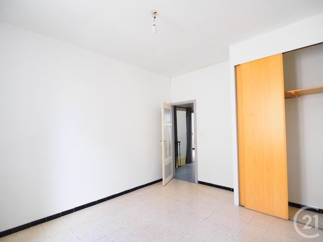 Appartement F5 à louer - 5 pièces - 86.56 m2 - LUNEL - 34 - LANGUEDOC-ROUSSILLON - Century 21 Pays De Lunel