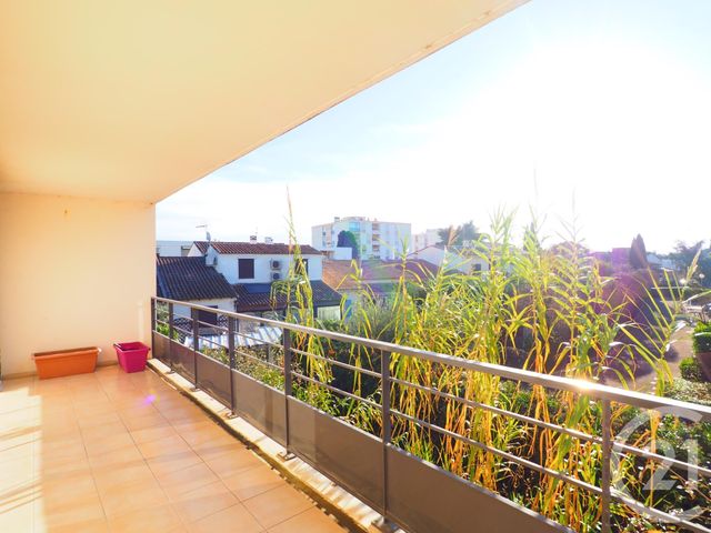 Appartement F3 à louer - 3 pièces - 63.25 m2 - LUNEL - 34 - LANGUEDOC-ROUSSILLON - Century 21 Pays De Lunel