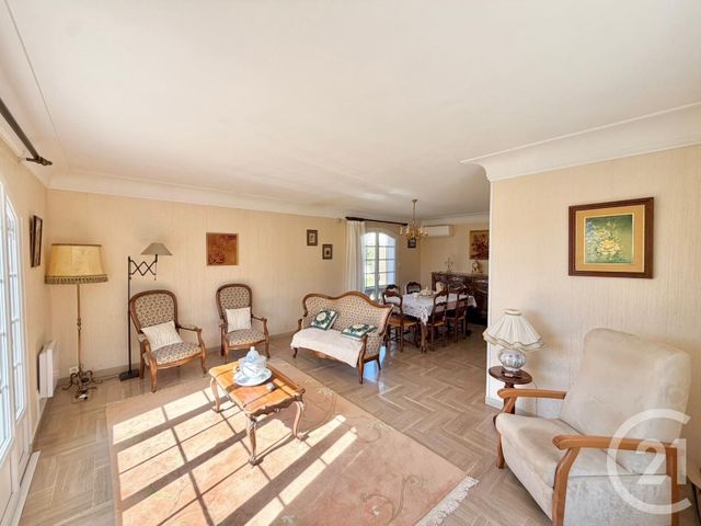 maison à vendre - 6 pièces - 138.25 m2 - LUNEL - 34 - LANGUEDOC-ROUSSILLON - Century 21 Pays De Lunel