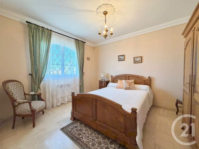 maison à vendre - 6 pièces - 138.25 m2 - LUNEL - 34 - LANGUEDOC-ROUSSILLON - Century 21 Pays De Lunel