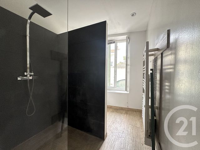 Appartement F2 à louer - 2 pièces - 44.05 m2 - MILHAUD - 30 - LANGUEDOC-ROUSSILLON - Century 21 Pays De Lunel