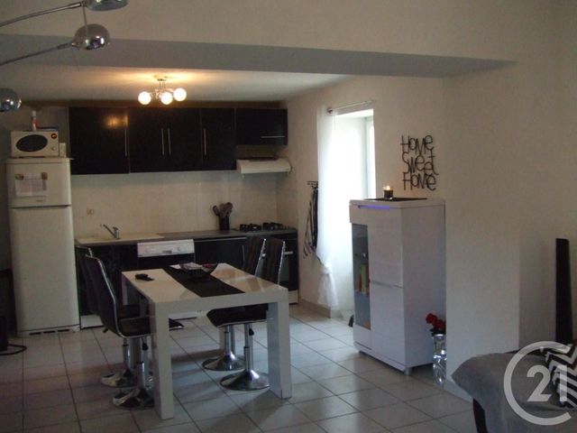 Appartement F3 à louer - 3 pièces - 69.83 m2 - UCHAUD - 30 - LANGUEDOC-ROUSSILLON - Century 21 Pays De Lunel