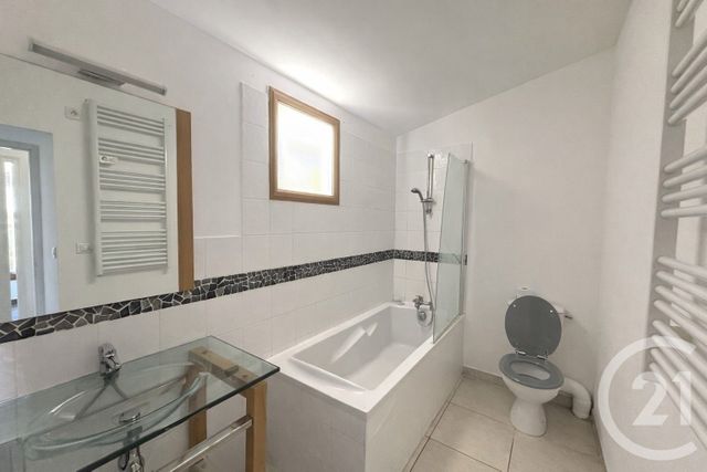 Appartement F2 à louer - 2 pièces - 38.02 m2 - AUBAIS - 30 - LANGUEDOC-ROUSSILLON - Century 21 Pays De Lunel