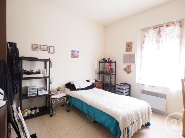 Appartement T2 à louer - 2 pièces - 46.27 m2 - LUNEL - 34 - LANGUEDOC-ROUSSILLON - Century 21 Pays De Lunel