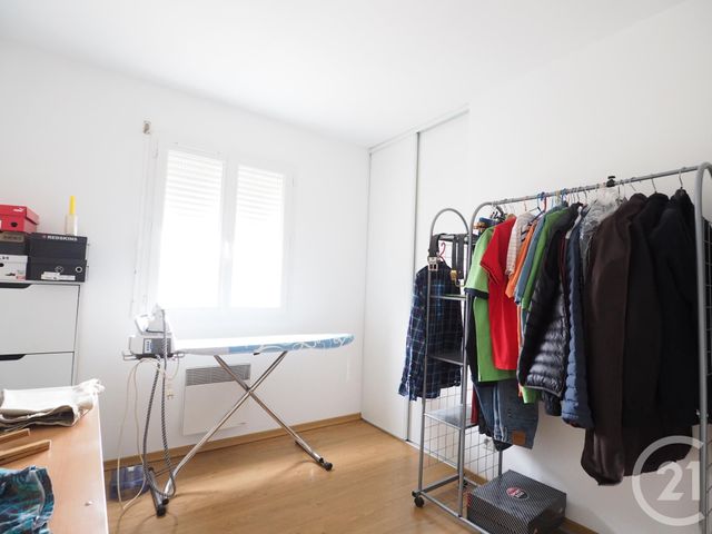 Appartement F3 à louer - 3 pièces - 60.62 m2 - LUNEL - 34 - LANGUEDOC-ROUSSILLON - Century 21 Pays De Lunel