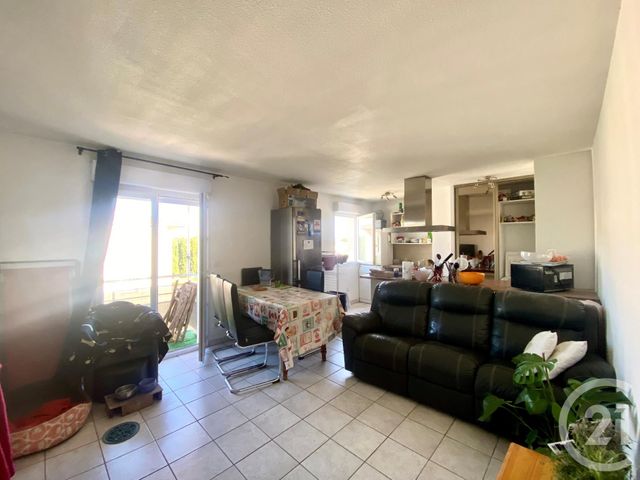 Appartement F2 à vendre - 2 pièces - 49.77 m2 - LUNEL - 34 - LANGUEDOC-ROUSSILLON - Century 21 Pays De Lunel