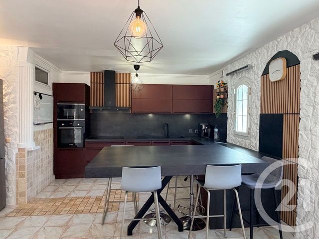 maison à vendre - 5 pièces - 135.1 m2 - LUNEL - 34 - LANGUEDOC-ROUSSILLON - Century 21 Pays De Lunel