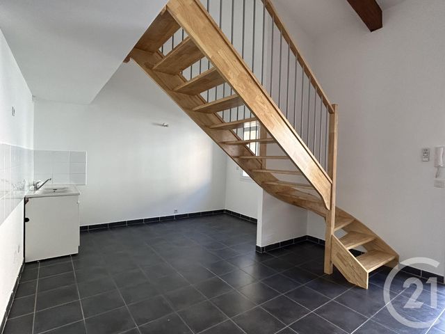 Appartement F3 à louer - 3 pièces - 60.17 m2 - LUNEL - 34 - LANGUEDOC-ROUSSILLON - Century 21 Pays De Lunel