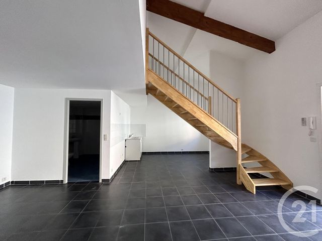 Appartement F3 à louer - 3 pièces - 60.17 m2 - LUNEL - 34 - LANGUEDOC-ROUSSILLON - Century 21 Pays De Lunel