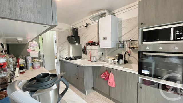 Appartement T5 à vendre - 5 pièces - 82.56 m2 - LUNEL - 34 - LANGUEDOC-ROUSSILLON - Century 21 Pays De Lunel