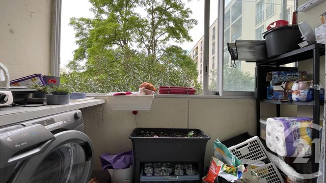 Appartement T5 à vendre - 5 pièces - 82.56 m2 - LUNEL - 34 - LANGUEDOC-ROUSSILLON - Century 21 Pays De Lunel