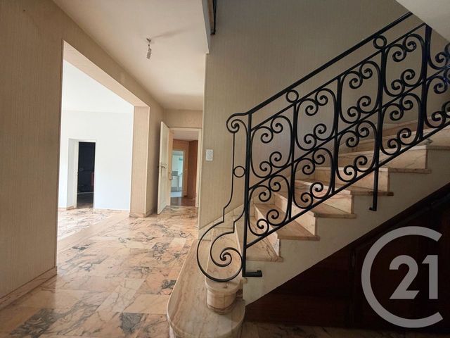 maison à vendre - 7 pièces - 199.52 m2 - LUNEL - 34 - LANGUEDOC-ROUSSILLON - Century 21 Pays De Lunel