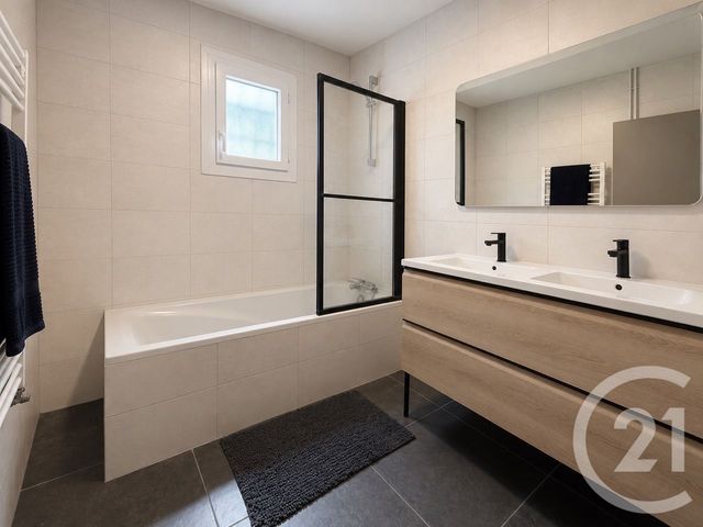 maison à vendre - 4 pièces - 99.0 m2 - LUNEL - 34 - LANGUEDOC-ROUSSILLON - Century 21 Pays De Lunel