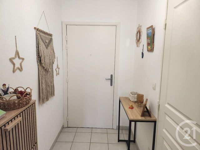 Appartement F2 à louer - 2 pièces - 45.01 m2 - UCHAUD - 30 - LANGUEDOC-ROUSSILLON - Century 21 Pays De Lunel