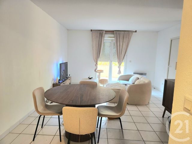 Appartement F2 bis à louer - 2 pièces - 53.63 m2 - VAUVERT - 30 - LANGUEDOC-ROUSSILLON - Century 21 Pays De Lunel