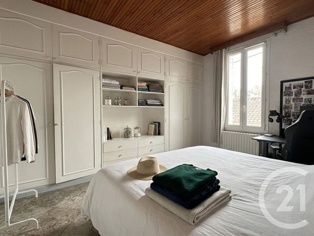 Appartement F3 à louer - 3 pièces - 84.66 m2 - LUNEL - 34 - LANGUEDOC-ROUSSILLON - Century 21 Pays De Lunel
