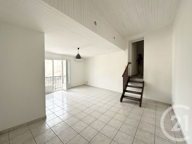 Appartement F3 bis à louer - 3 pièces - 74.54 m2 - VAUVERT - 30 - LANGUEDOC-ROUSSILLON - Century 21 Pays De Lunel