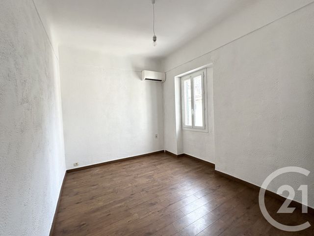 Appartement F3 bis à louer - 3 pièces - 74.54 m2 - VAUVERT - 30 - LANGUEDOC-ROUSSILLON - Century 21 Pays De Lunel
